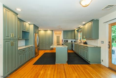 52 Tower Hill Lane Kinnelon NJ 07405