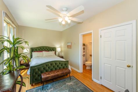 52 Tower Hill Lane Kinnelon NJ 07405