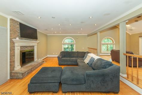 52 Tower Hill Lane Kinnelon NJ 07405