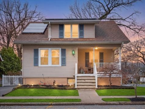 108 9TH Avenue Hawthorne NJ 07506