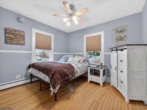 108 9TH Avenue Hawthorne NJ 07506