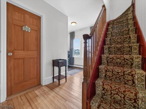 108 9TH Avenue Hawthorne NJ 07506