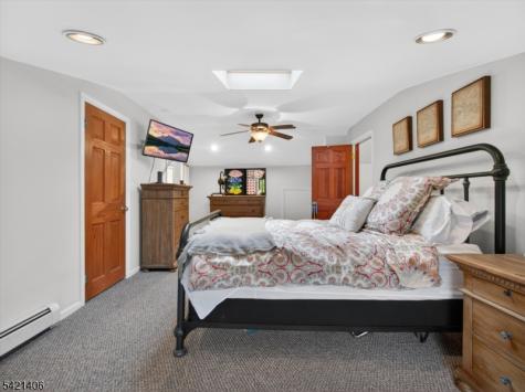 108 9TH Avenue Hawthorne NJ 07506