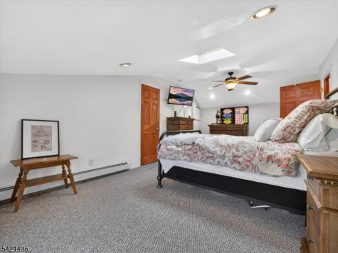 108 9TH Avenue Hawthorne NJ 07506