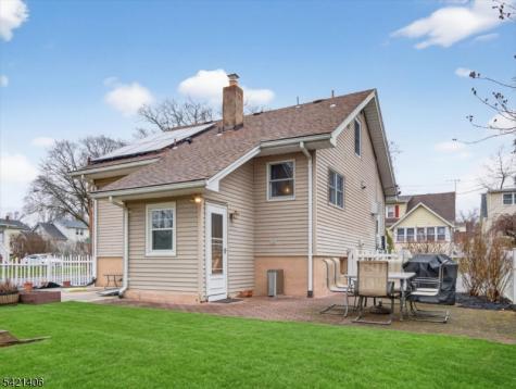 108 9TH Avenue Hawthorne NJ 07506