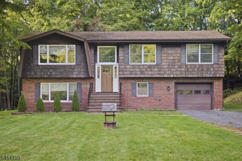 52 Lounsberry Hollow Road Vernon NJ 07461