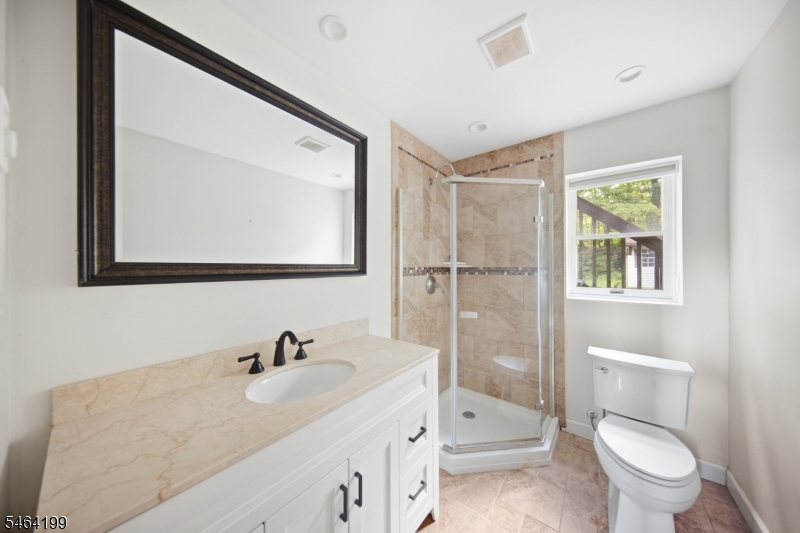 52 Lounsberry Hollow Road Vernon NJ 07461
