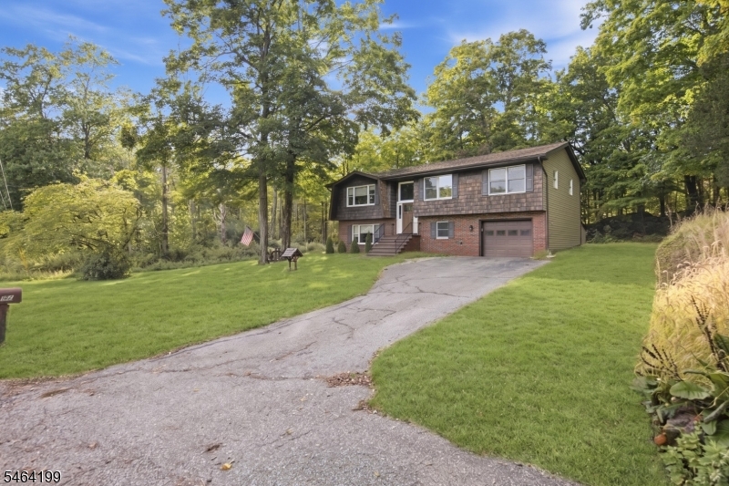 52 Lounsberry Hollow Road Vernon NJ 07461