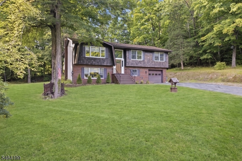 52 Lounsberry Hollow Road Vernon NJ 07461