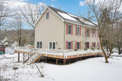 14 Sweetman Lane West Milford NJ 07480