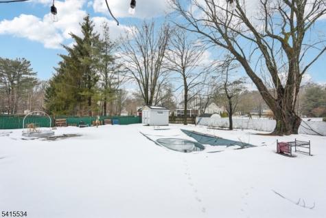 14 Sweetman Lane West Milford NJ 07480