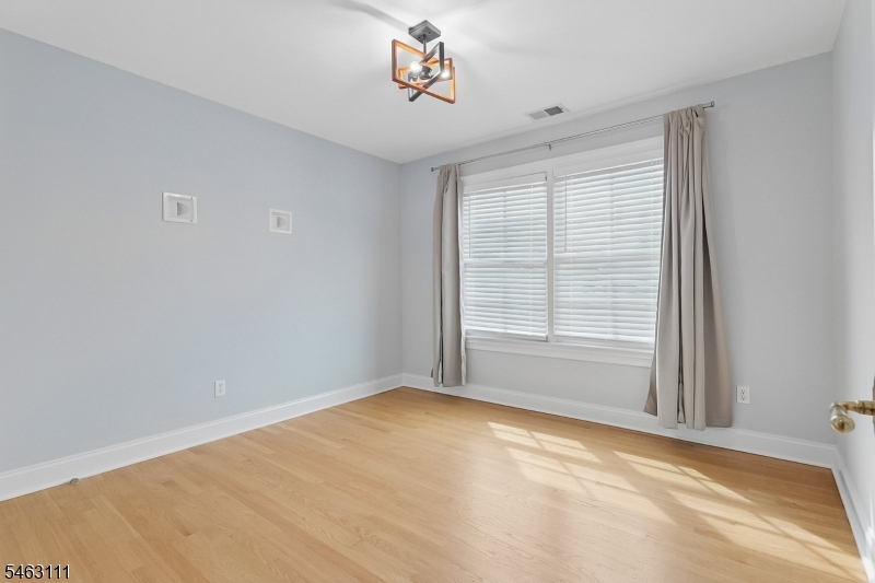 511 Westfield Road Scotch Plains NJ 07076