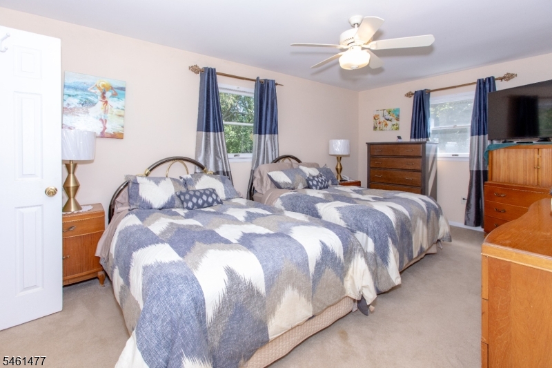 28 Elizabeth Drive Wantage NJ 07461