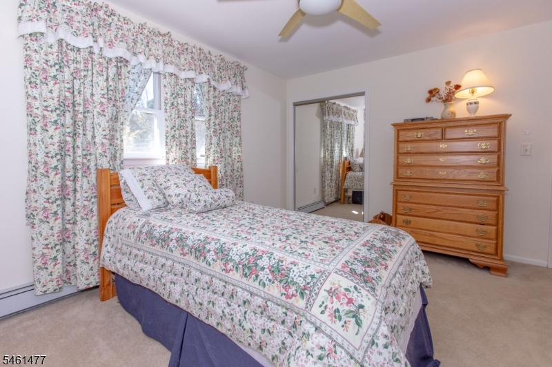 28 Elizabeth Drive Wantage NJ 07461