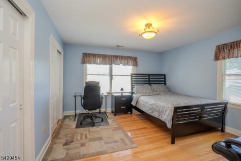40 Newland Court Bridgewater NJ 08807
