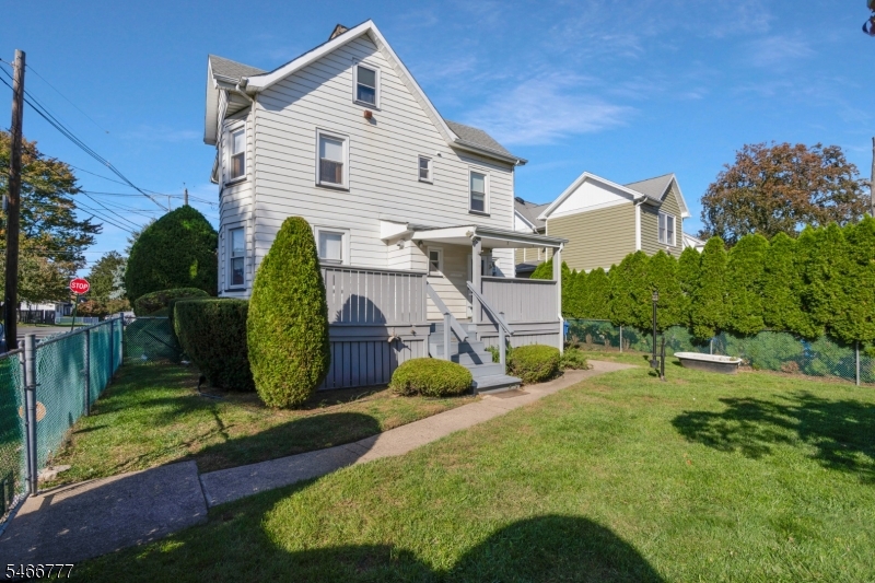 205 Green Street Woodbridge NJ 07095