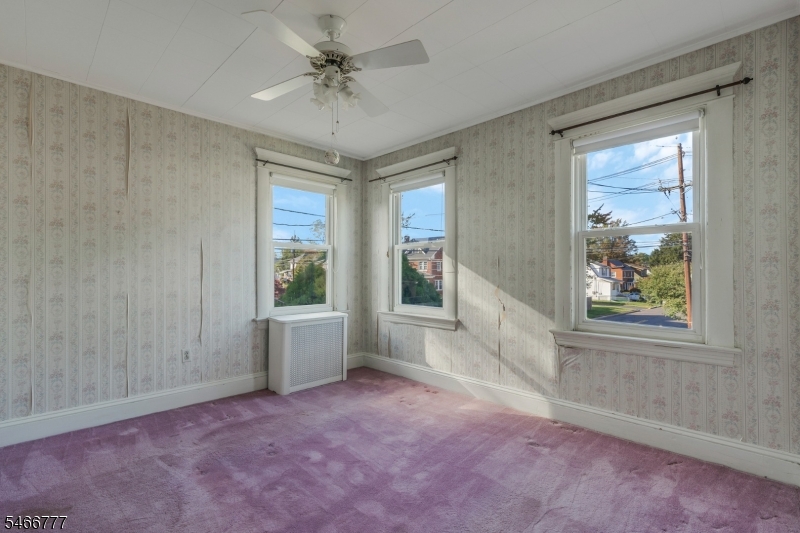 205 Green Street Woodbridge NJ 07095