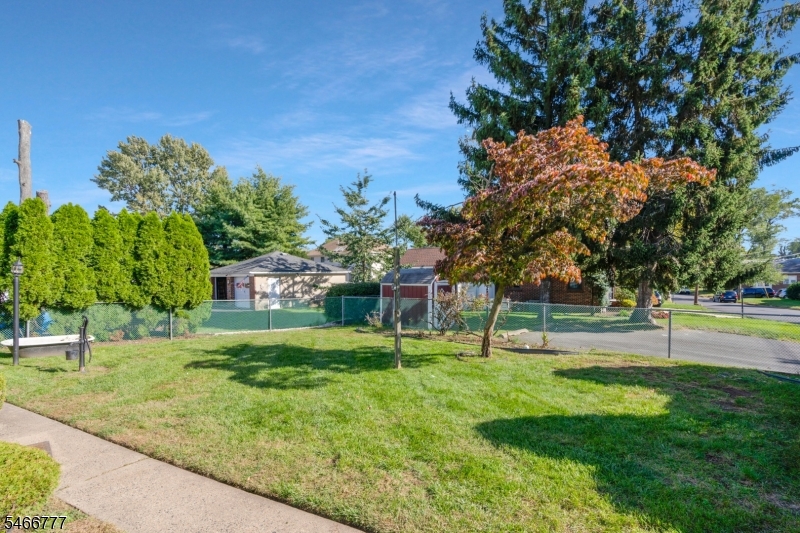 205 Green Street Woodbridge NJ 07095