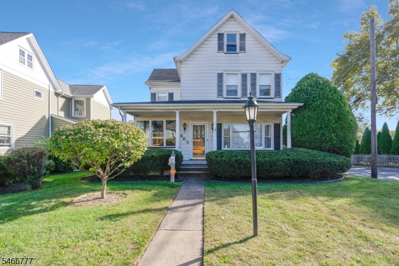 205 Green Street Woodbridge NJ 07095