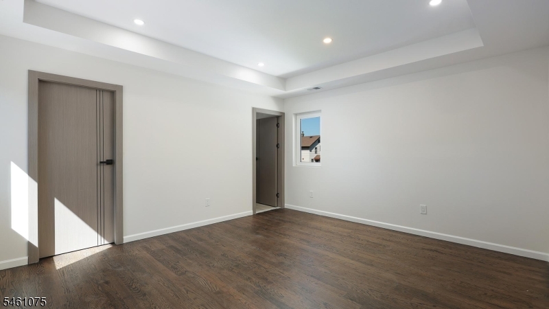 13 Columbus Avenue Edison NJ 08817