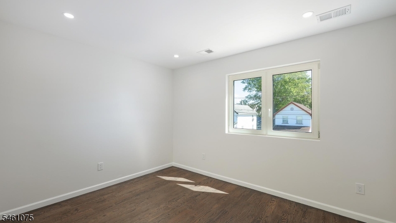 13 Columbus Avenue Edison NJ 08817