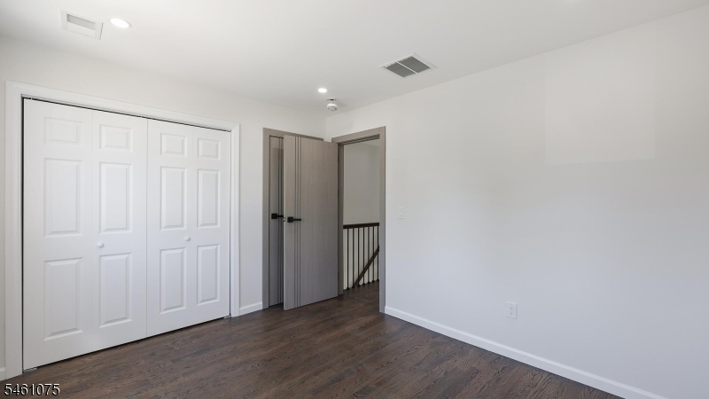 13 Columbus Avenue Edison NJ 08817