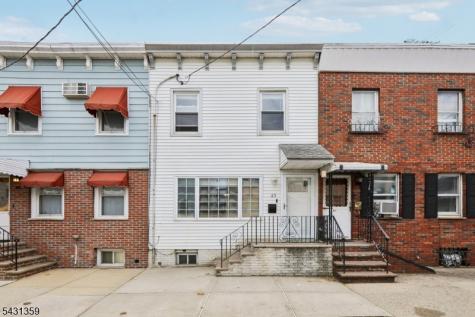 63 Garrison Street Newark NJ 07105