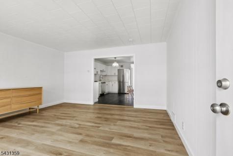 63 Garrison Street Newark NJ 07105