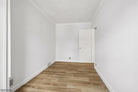 63 Garrison Street Newark NJ 07105