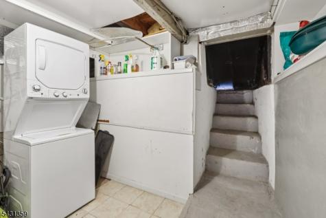 63 Garrison Street Newark NJ 07105