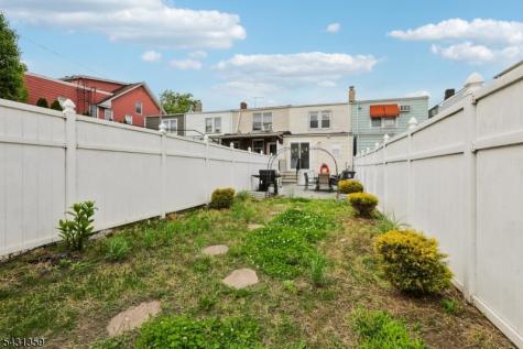 63 Garrison Street Newark NJ 07105
