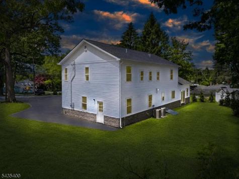 35 Stanhope Road Sparta NJ 07871