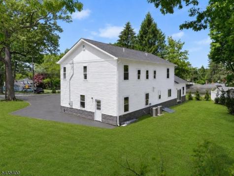 35 Stanhope Road Sparta NJ 07871