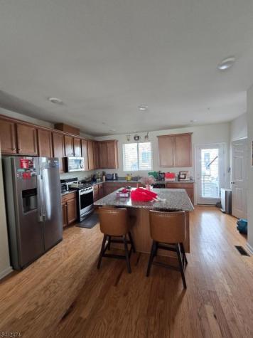 10 Bond Street North Brunswick NJ 08902