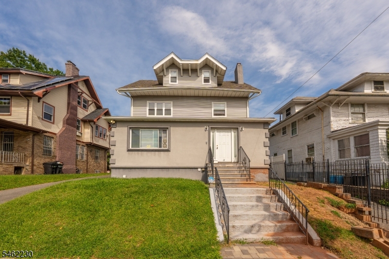 17 Porter Avenue Newark NJ 07112