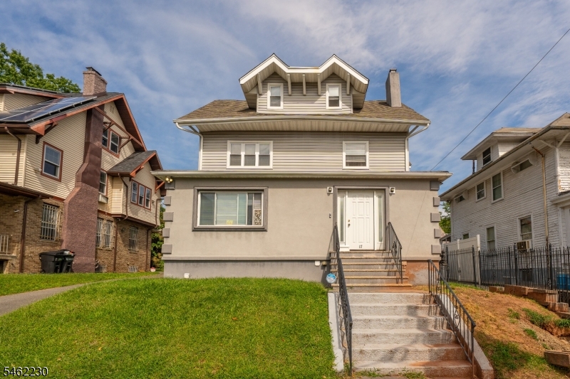 17 Porter Avenue Newark NJ 07112