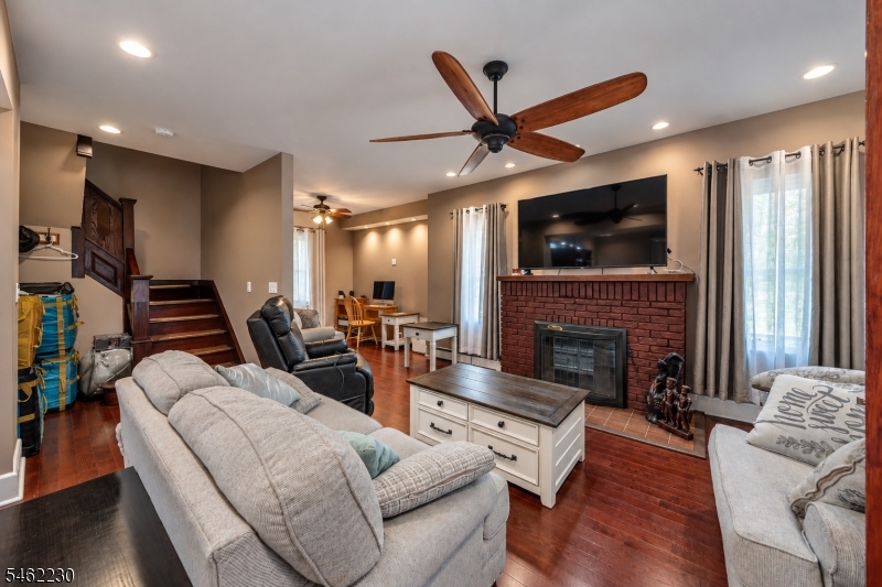 17 Porter Avenue Newark NJ 07112