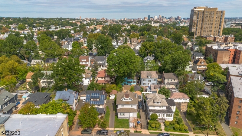 17 Porter Avenue Newark NJ 07112
