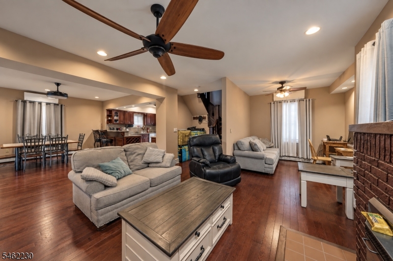 17 Porter Avenue Newark NJ 07112
