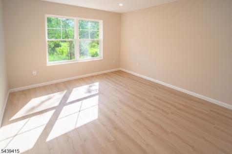 10 A Delar Parkway Franklin NJ 08823