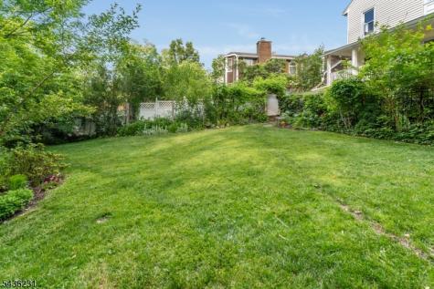 19 Bonnell Street Flemington NJ 08822