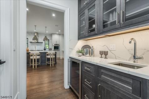 330 Hartshorn Drive Millburn NJ 07078
