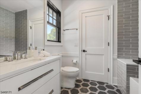 330 Hartshorn Drive Millburn NJ 07078