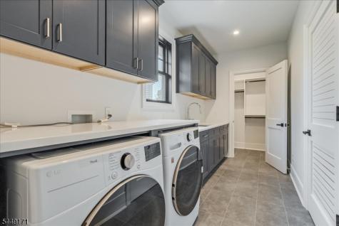 330 Hartshorn Drive Millburn NJ 07078
