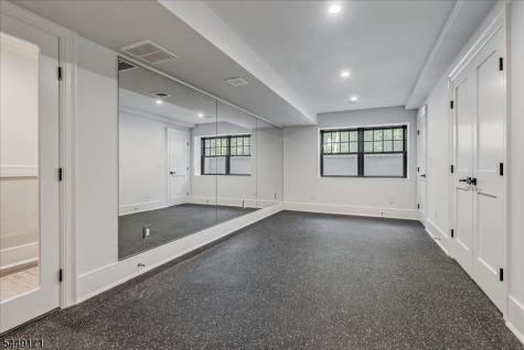 330 Hartshorn Drive Millburn NJ 07078