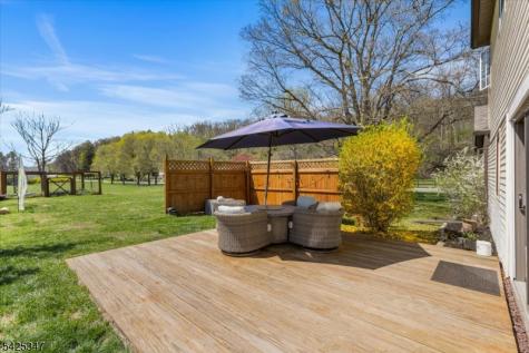 938 Maple Avenue Stillwater NJ 07860