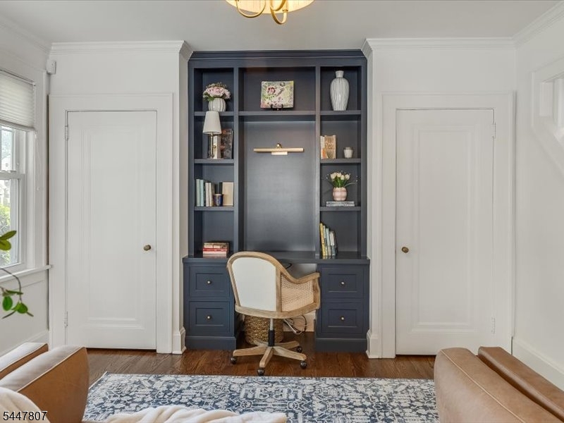 736 Fairacres Avenue Westfield NJ 07090