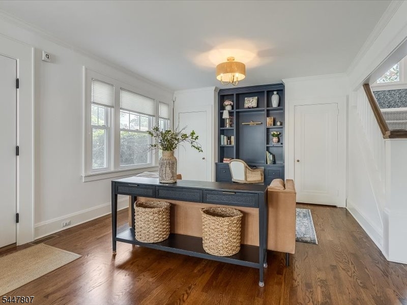 736 Fairacres Avenue Westfield NJ 07090
