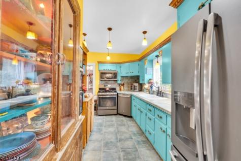 16 Sycamore Street Sussex NJ 07461