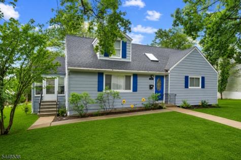 8 Oak Crest Road West Orange NJ 07052